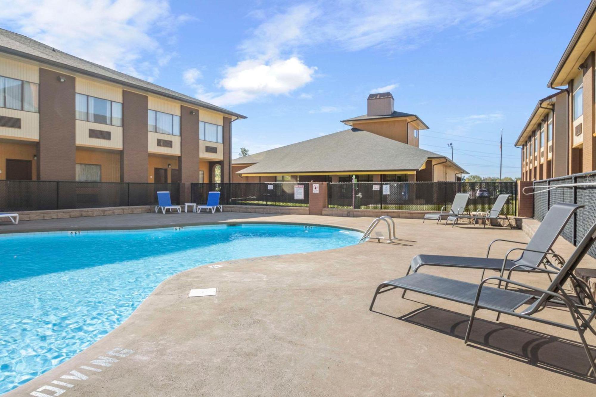Quality Suites Hickory South Dış mekan fotoğraf