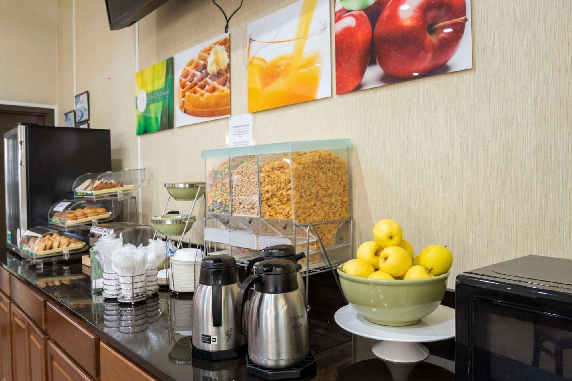 Quality Suites Hickory South Dış mekan fotoğraf