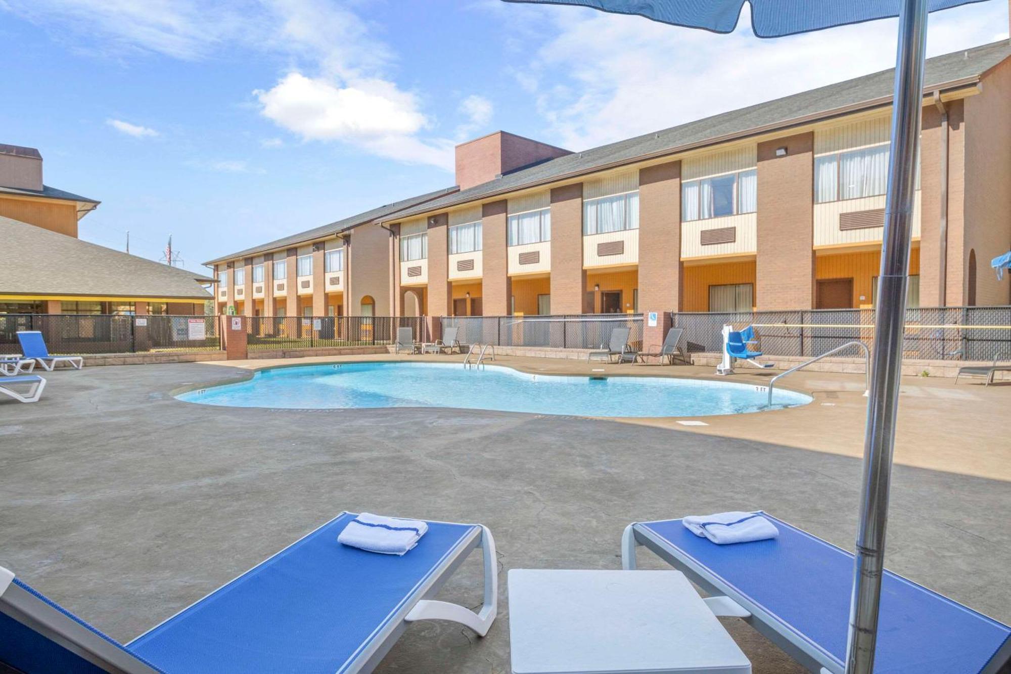 Quality Suites Hickory South Dış mekan fotoğraf