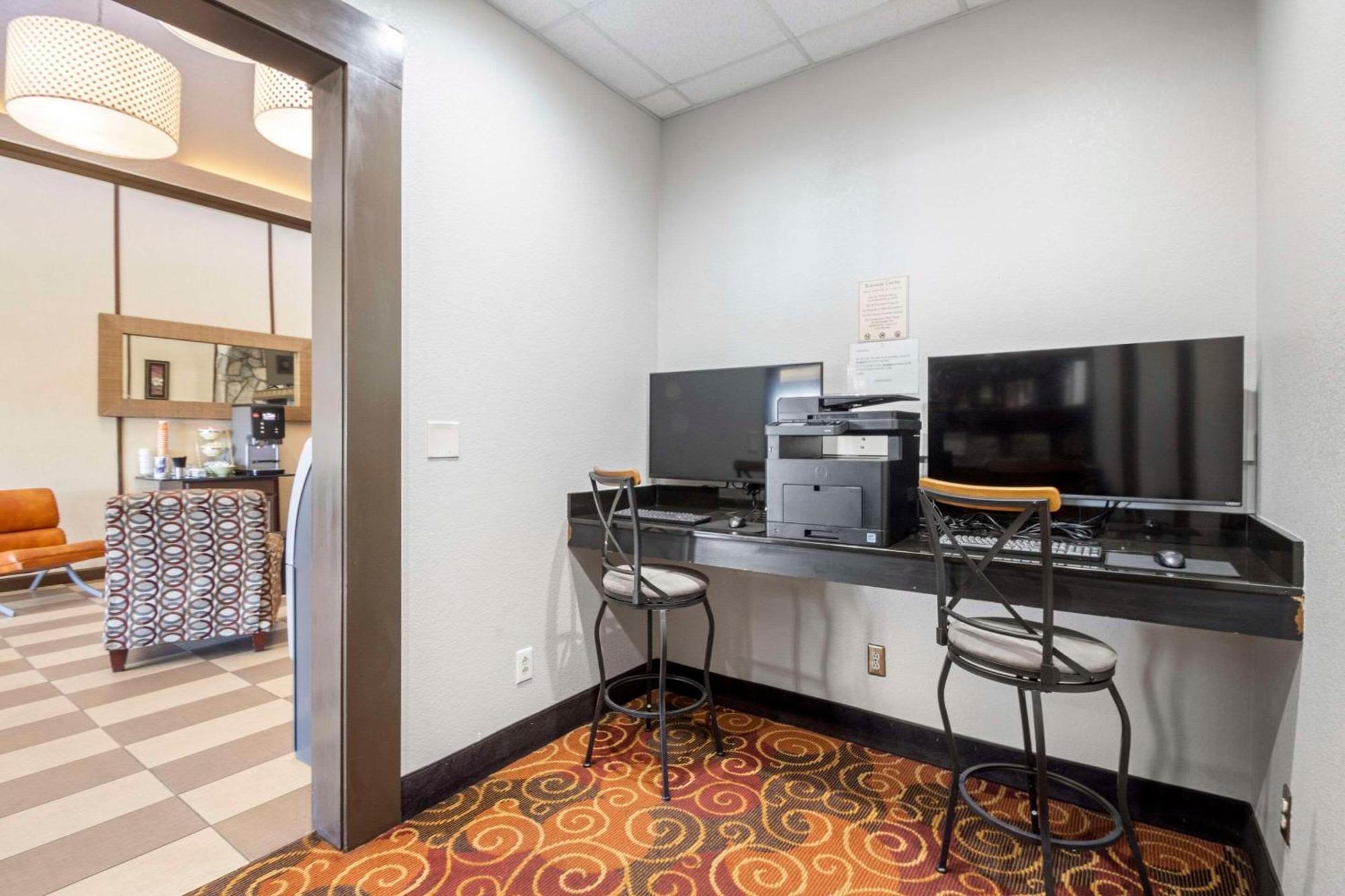 Quality Suites Hickory South Dış mekan fotoğraf