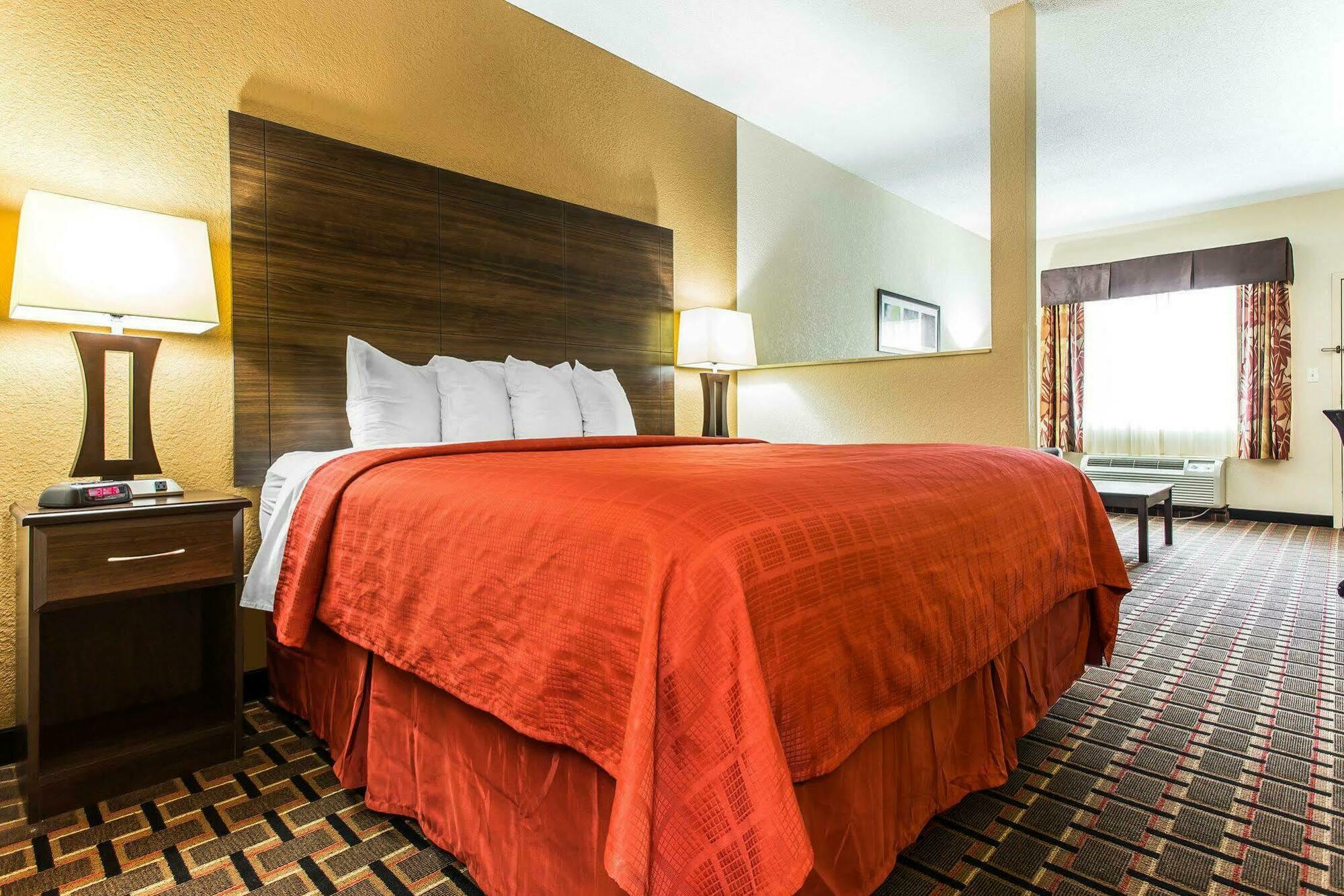 Quality Suites Hickory South Dış mekan fotoğraf